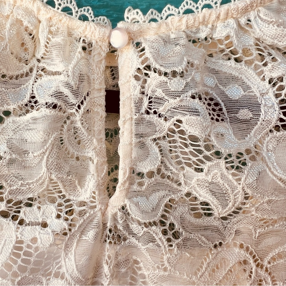 ROMANTIC FEMININE 2PC LACE BLOUSE SET CREAM SIZE SMALL LILLY STAR - Picture 9 of 11
